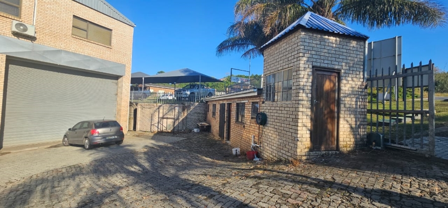 To Let commercial Property for Rent in Beacon Bay Eastern Cape